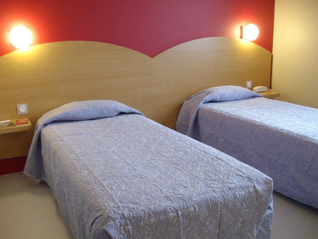 Hotel Le Grand Chene Gievres Room photo