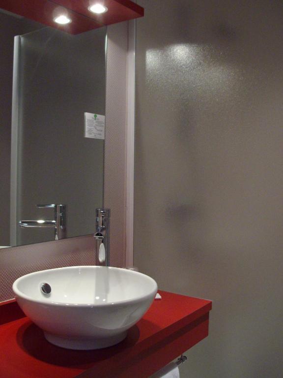 Hotel Le Grand Chene Gievres Room photo