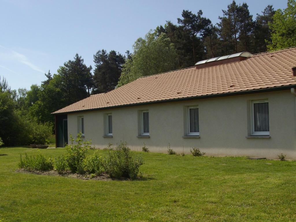 Hotel Le Grand Chene Gievres Exterior photo